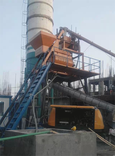 trailer concrete pump and concrete mixer in bridge building