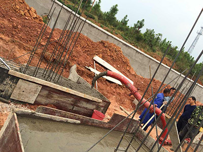 concrete pump