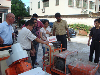 cement plastering machine 