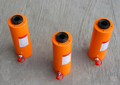 Single acting hollow hydraulic plunger jack