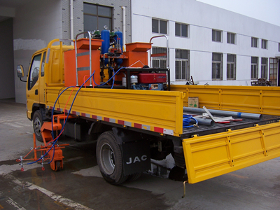 truck mounted road marking machine