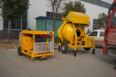 concrete pump with diesel engine