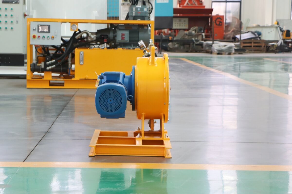 Peristaltic pump for pumping cement concrete