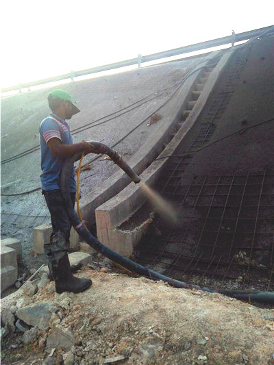 shotcrete machine applied for slope project