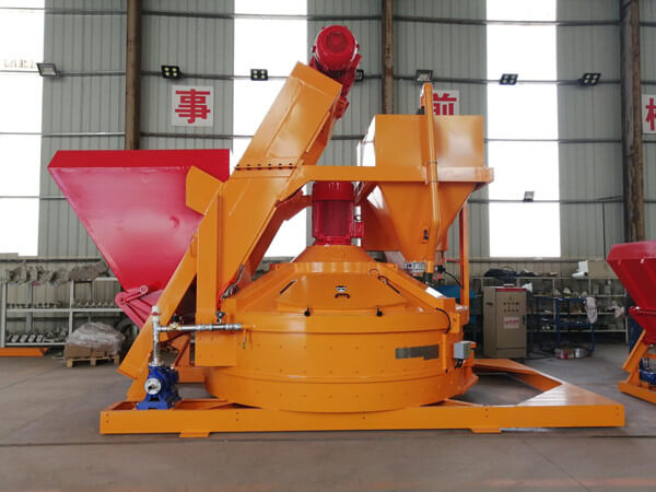 Refractory planetary mixer