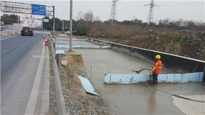 foam concrete machine for road construction