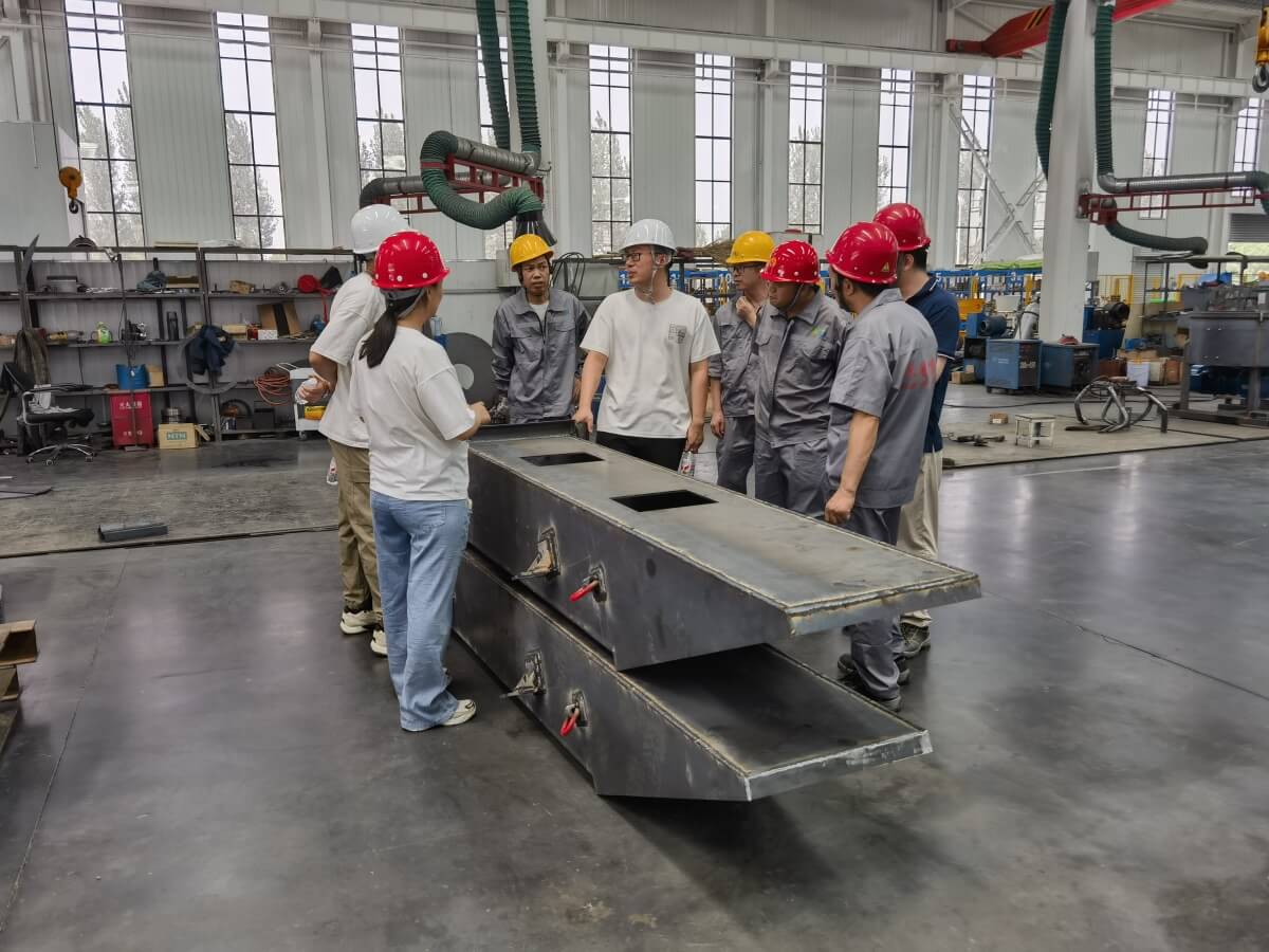 China Railway Equipment Manufacturer