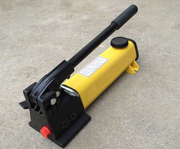 hand hydraulic pump