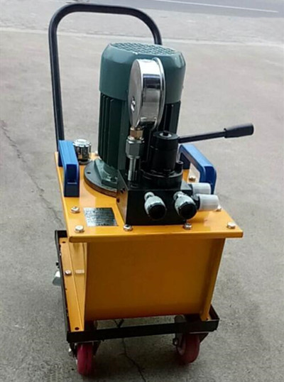 hydraulic stressing jack pump for conveying oil