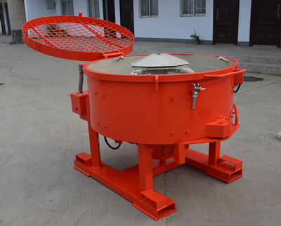 Castable mixing machine