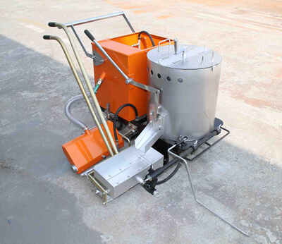 Thermoplastic road marking machine