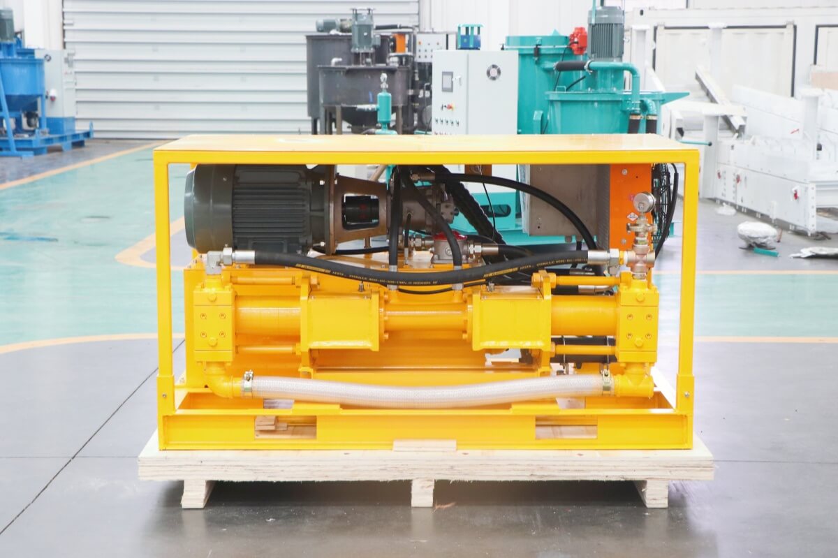 Hydraulic drive grouting pump