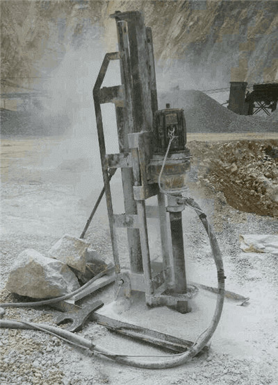 rock drilling machine