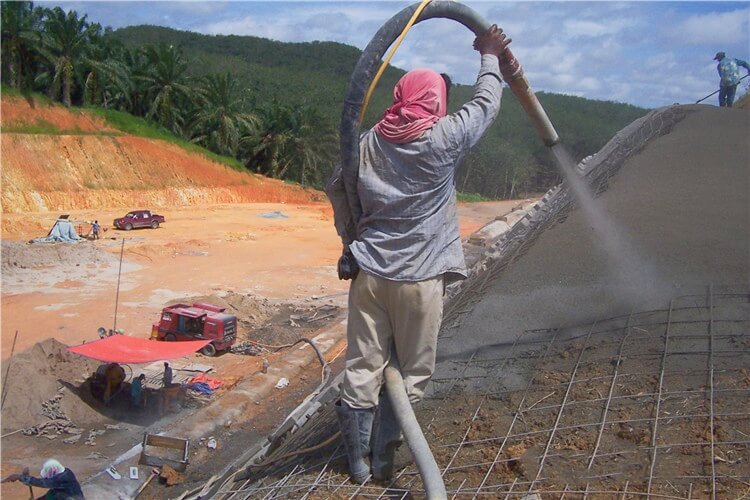 concrete spraying machine for river guardrail