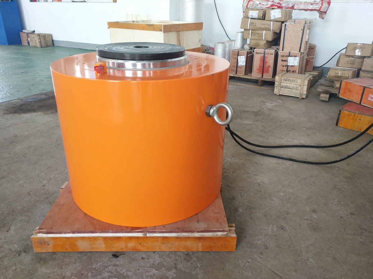 2000 tons hydraulic jack