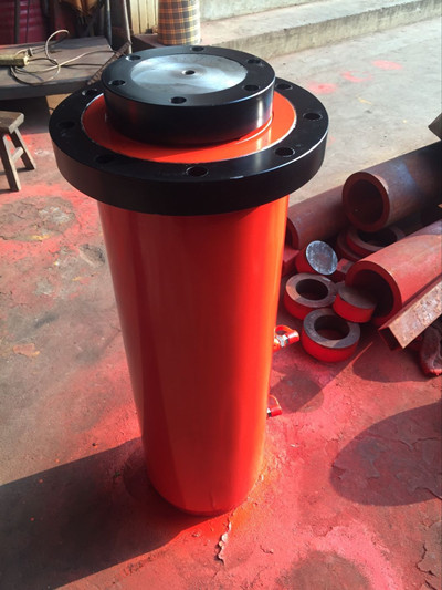 hydraulic cylinder