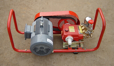 High pressure water pump