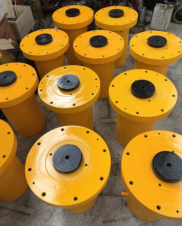 flange hydraulic jack