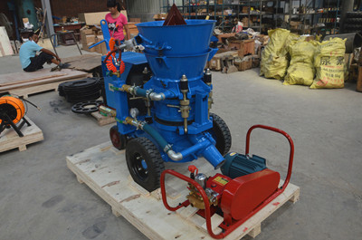 Refractory shotcrete castable gunning machine