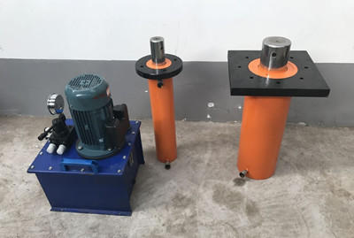 hydraulic jack for concrete frame