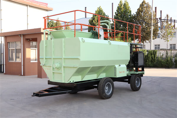 hydroseeder for landfill operation