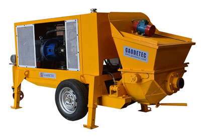 Wet shotcrete machine for tunnel