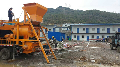 concrete pump with mixer