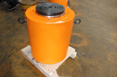 200 tons hydraulic jack