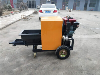 Screw type plaster machine