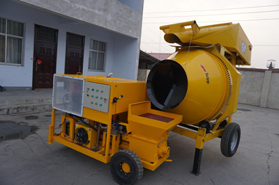 Small concrete pump