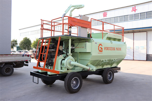 trailer hydroseeder for landfill operation