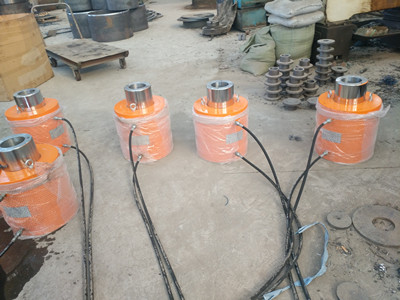 250 tons hydraulic jack