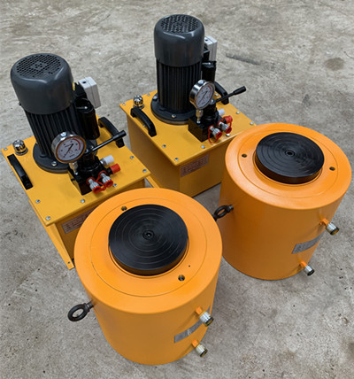 Hydraulic cylinder with electric pump