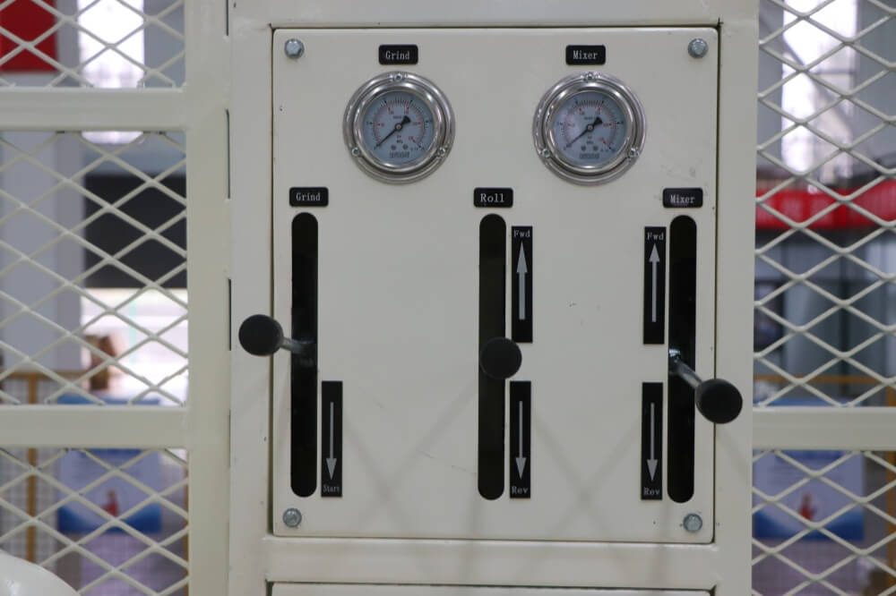 control box of 6000L hydroseeder