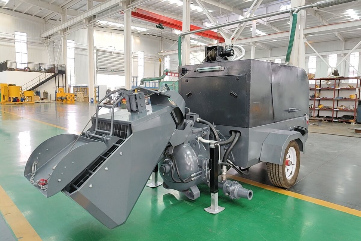 Mortar mix and pump with floor screed conveyors