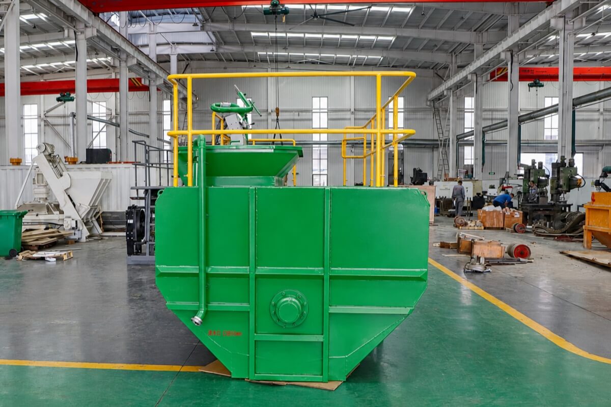 skid mounted hydroseeder