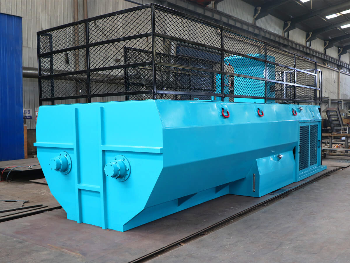 hydroseeding machine for mine reclamation