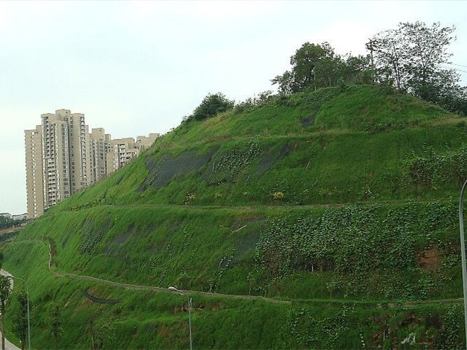 hydroseeding equipment for hills greening 