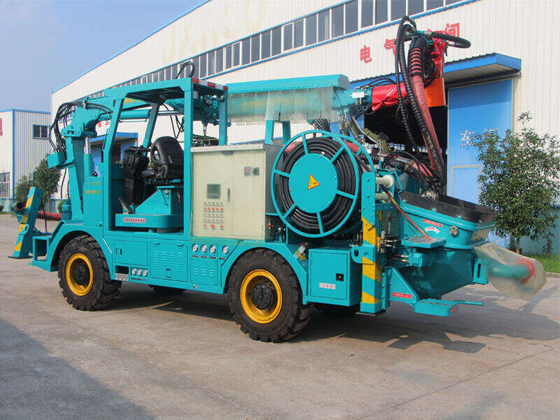 robotic shotcrete  with robotic arm 