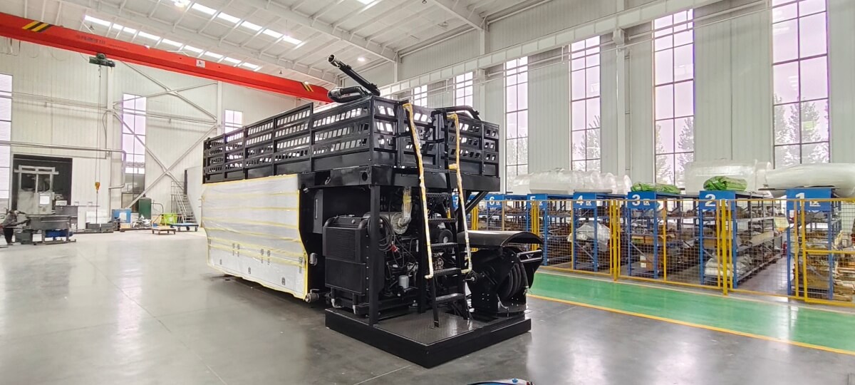 Cummins diesel engine large capacity hydroseeder