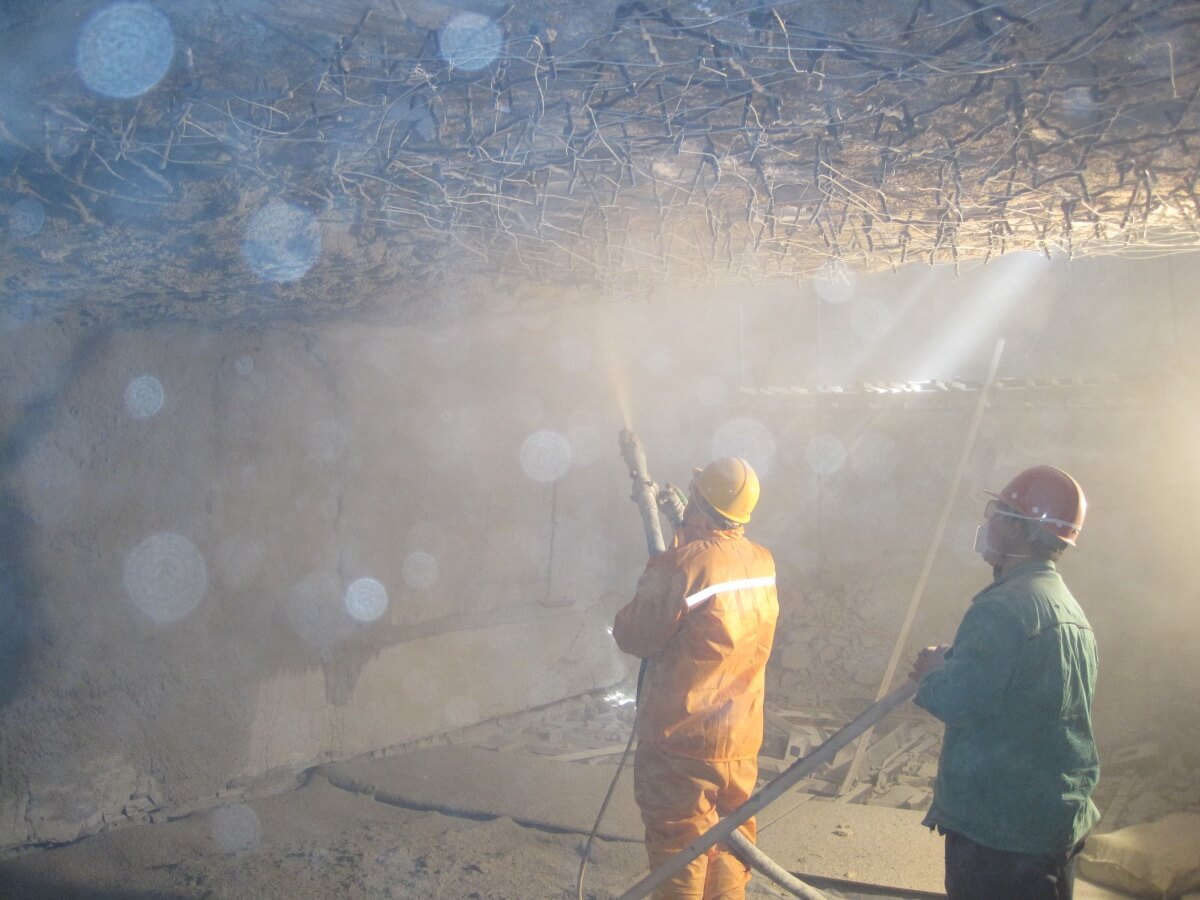 Shotcrete gunning in cement kiln