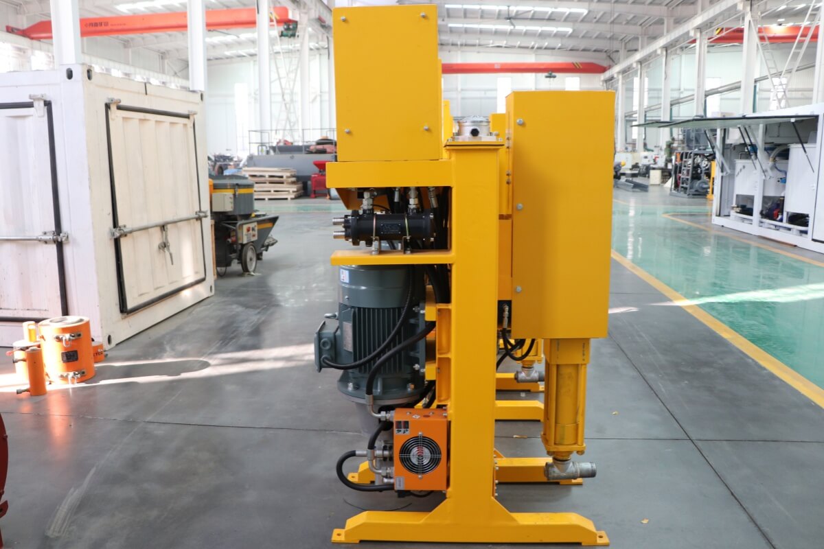 Vertical grouting pump