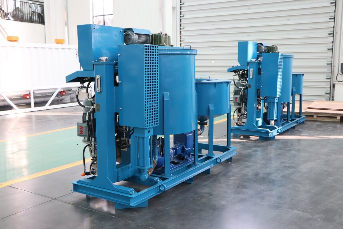 Cement bentonite grout mixing plant