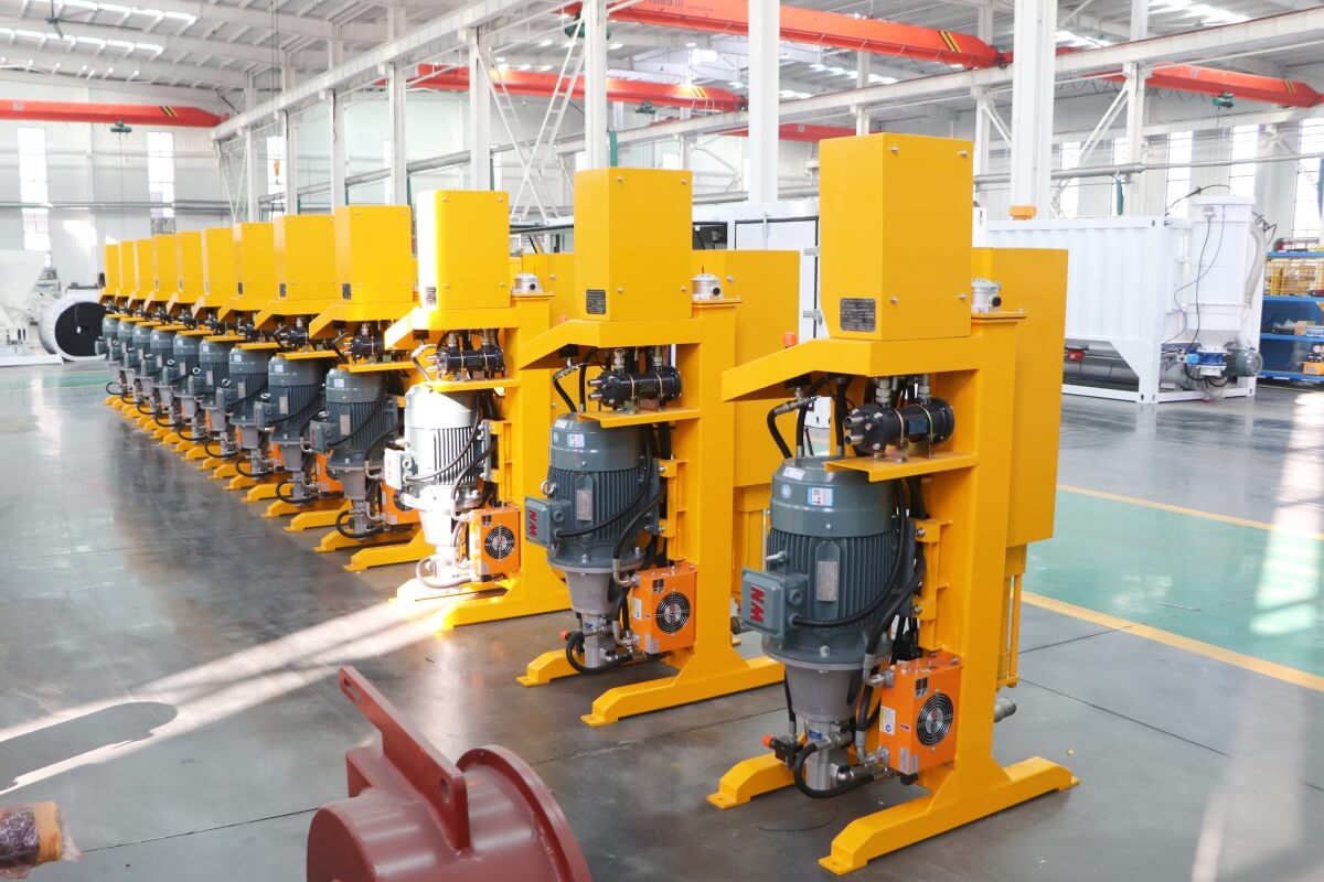 Vertical injection grout pump