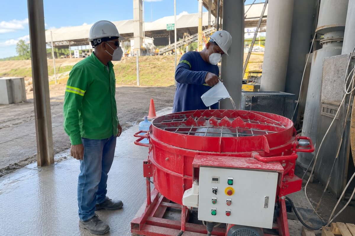 Refractory Mixer for Cement Kilns