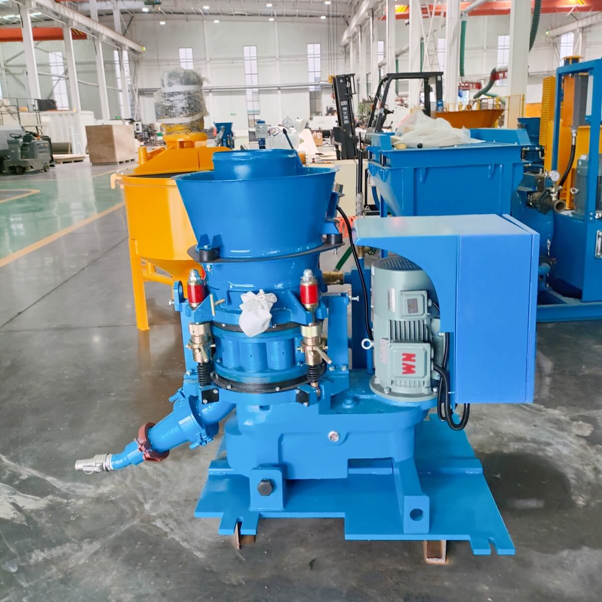 Gunning machine for refractories